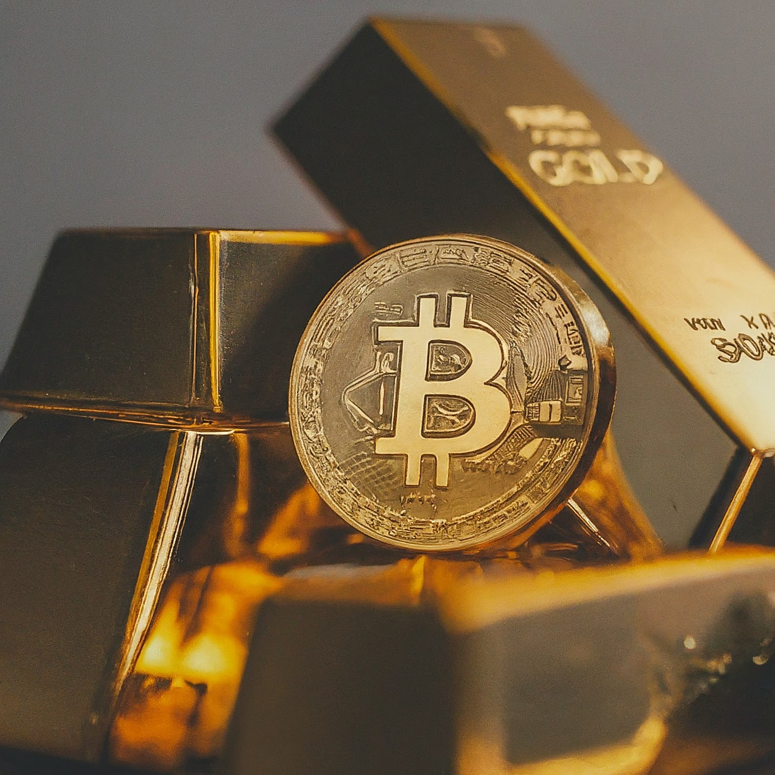 Ray Dalio recomenda 15% em Bitcoin e Ouro. Mas por quê?